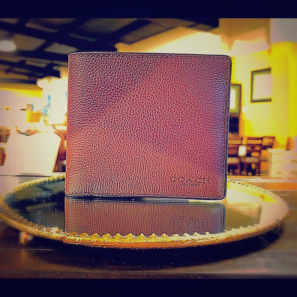 COACH Double Billfold Wallet Mahogany Leather - Picture 2 of 7